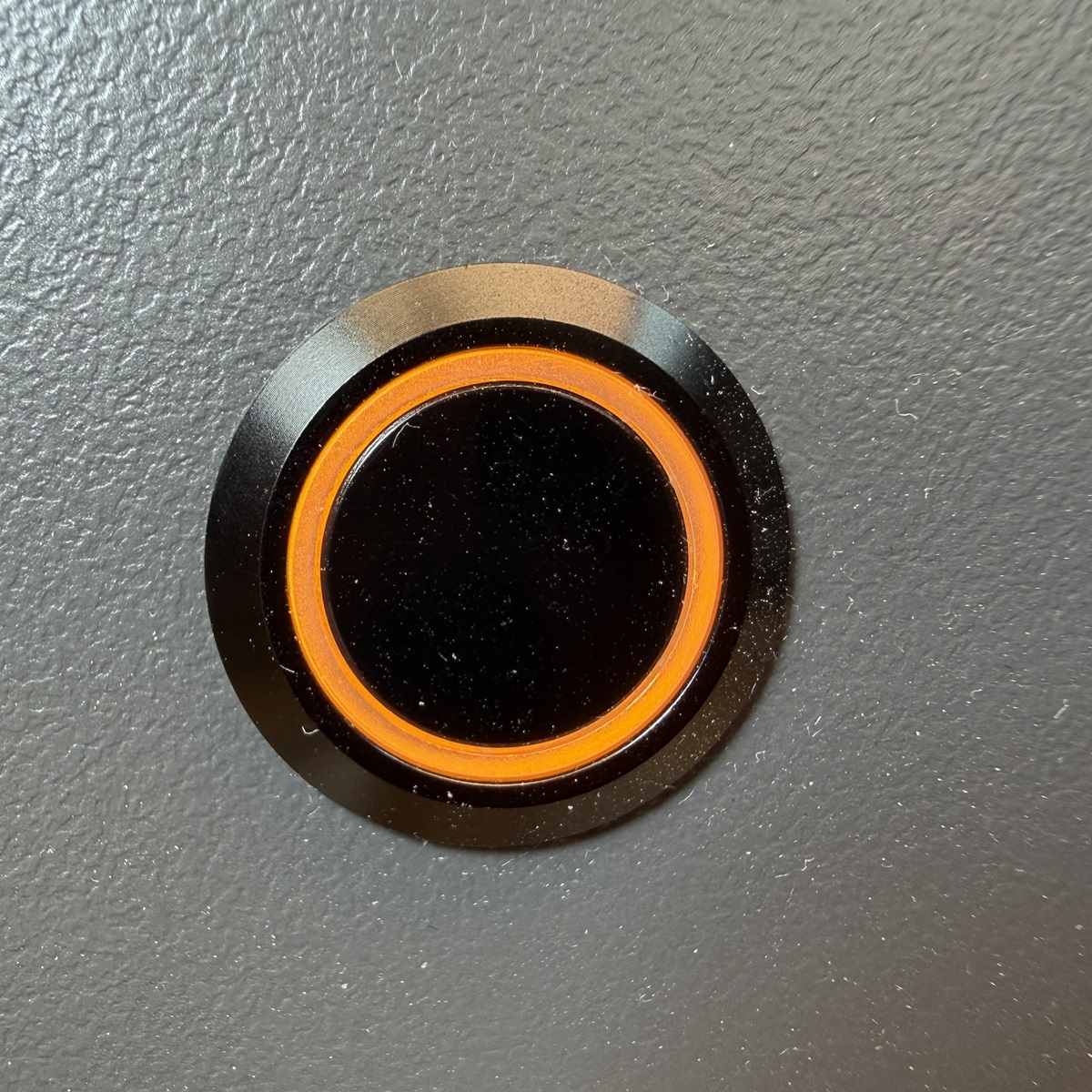 Schalter mit Ringlicht gelb (amber) TR-S-223 schwarz matt Schalter mit Ringlicht gelb (amber) TR-S-223 schwarz matt