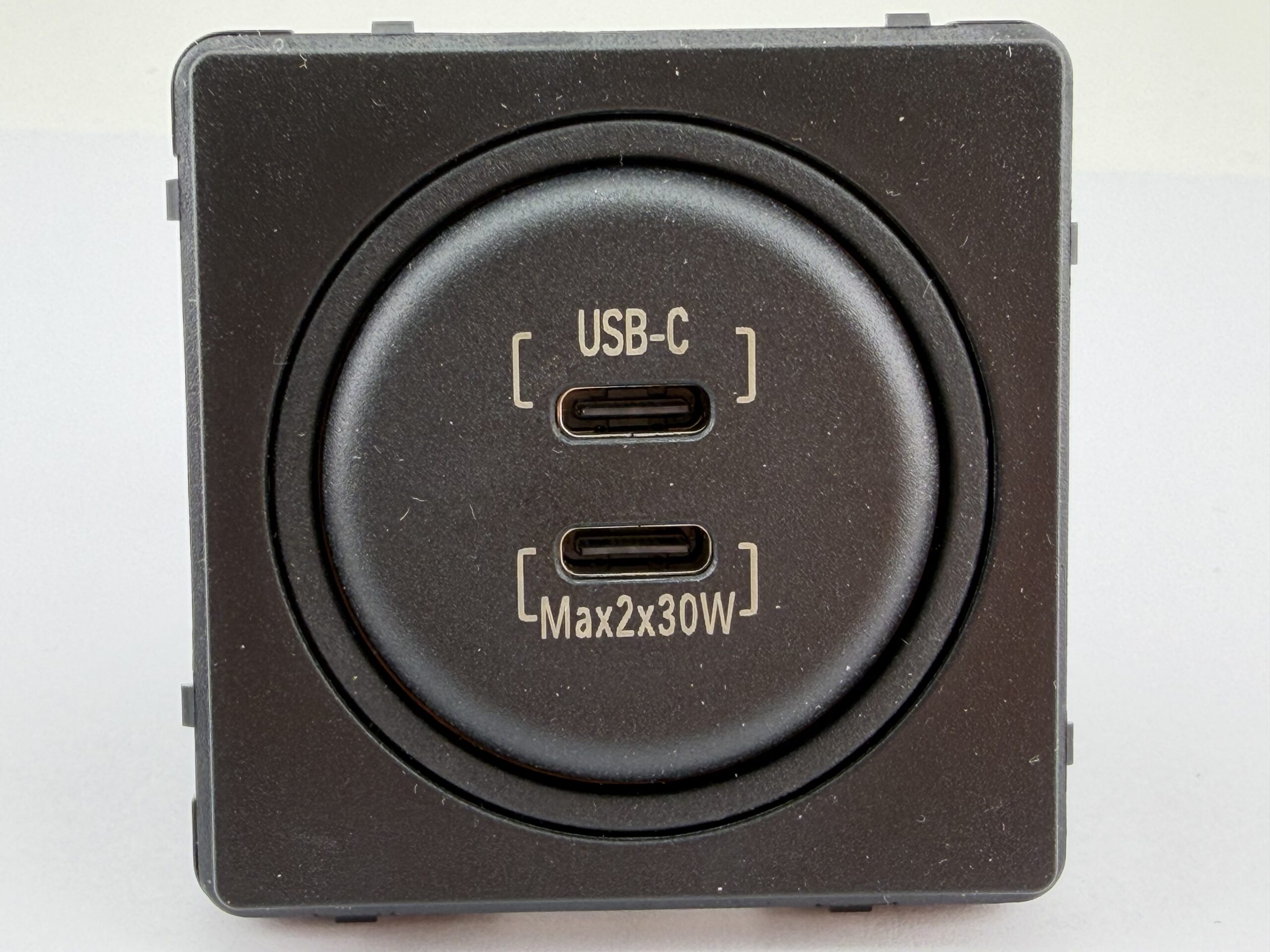 USB-Lader TRI-USB-2xC230/20000SCH für inprojal System 20.000 USB-Lader TRI-USB-2xC230/20000SCH für inprojal System 20.000